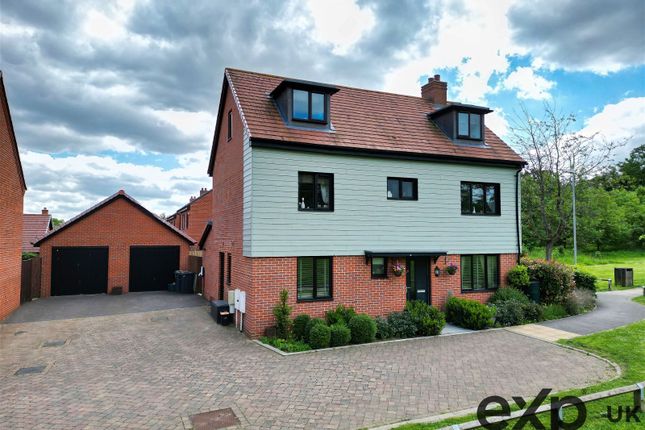 Thumbnail Detached house for sale in Dobson Close, Leybourne Chase, West Malling, Kent