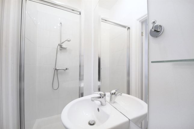 Flat 1, 93 Gordon Road, London photo 5