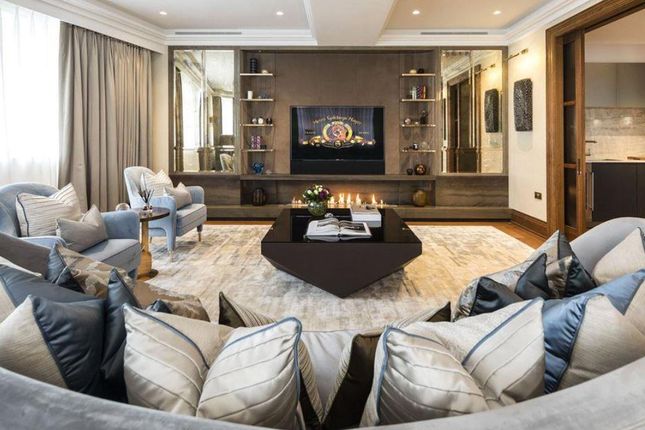 Apartment 2, 28, Brook Street, London photo 3