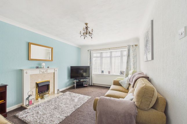 2 Oak Avenue, Withernsea, East Riding of Yorkshire photo 3
