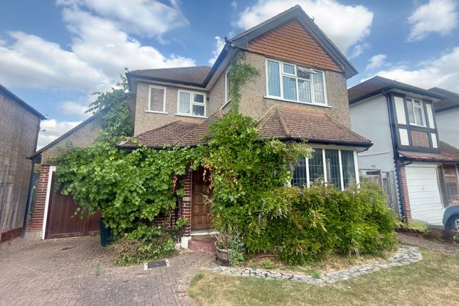 4-bed house on 6 Broadhurst, Ashtead, £865,000