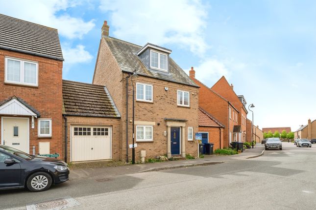 Thumbnail Town house for sale in Highfield Drive, Littleport, Ely