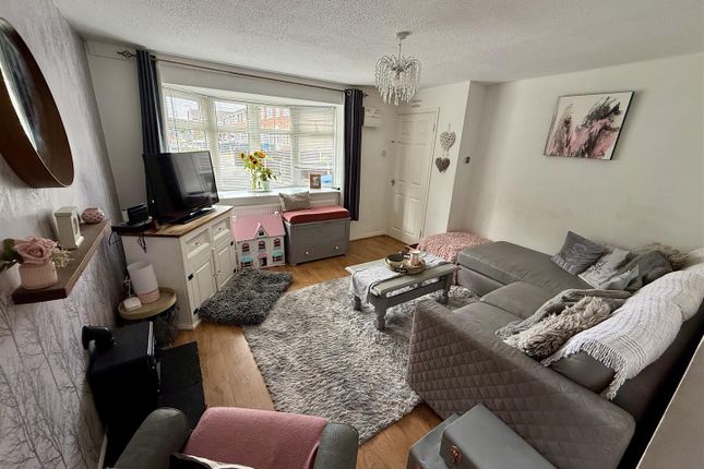 37, Eastleigh Drive, Mansfield Woodhouse photo 2