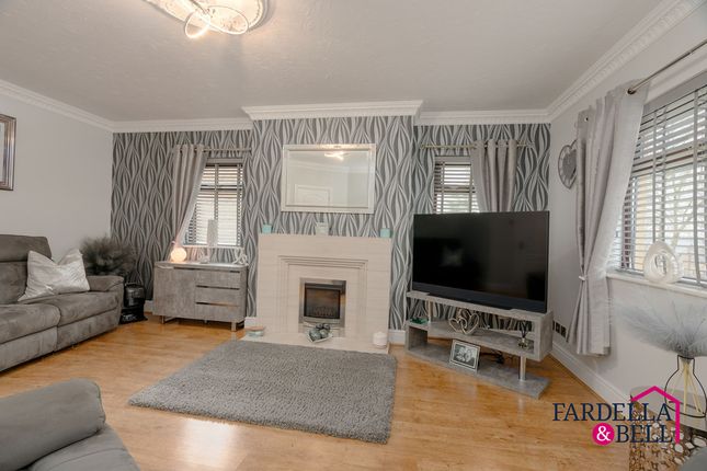 9 Deerpark Road, Burnley photo 3