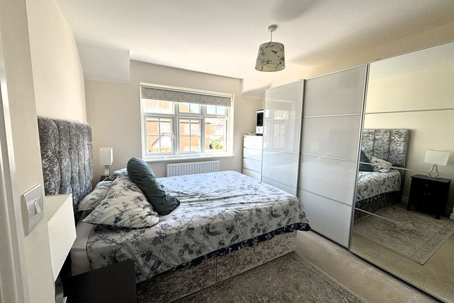 18, Bardolph Way, Huntingdon photo 5