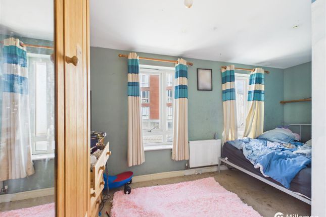 9, Calumet Road, Camborne photo 4