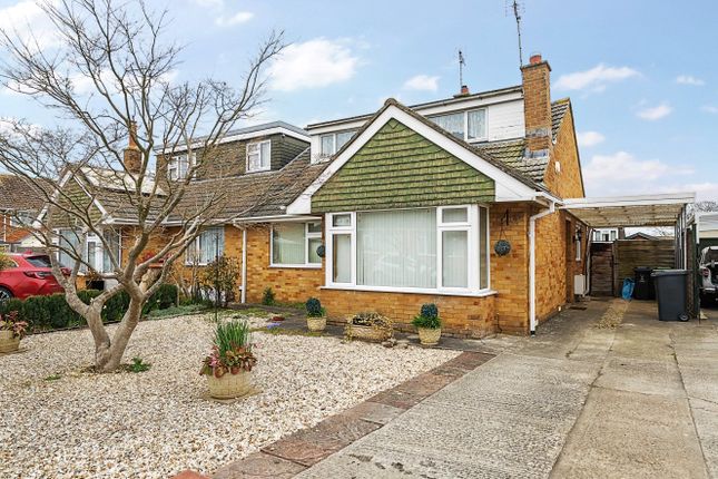 Thumbnail Bungalow for sale in Halifax Close, Wroughton, Swindon