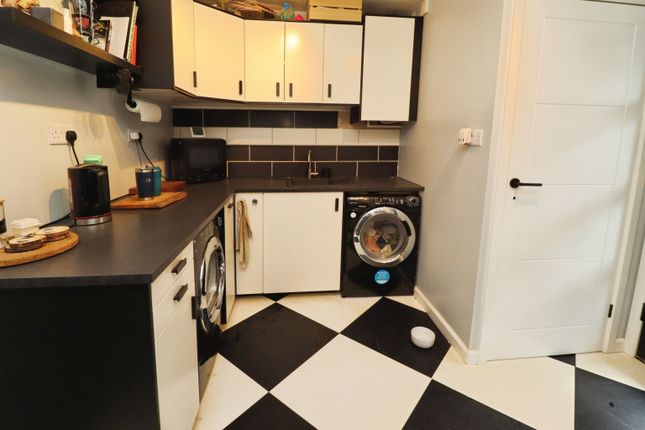 33, Fiskerton Road, Lincoln photo 3