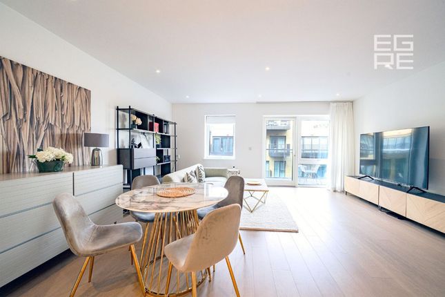 2-bed flat on 195, Faulkner House, London, £1,050,000