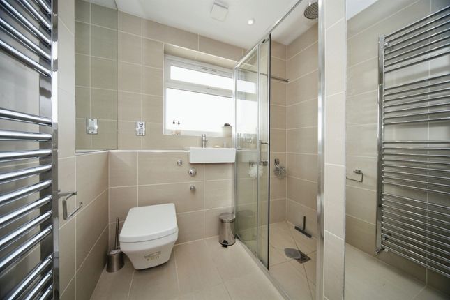 Semi-detached house for sale in Beaconsfield, Luton