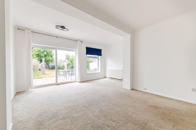 10A, Lewis Road, Gravesend photo 2