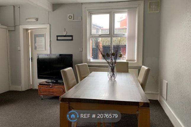 Room to rent in Cumberland Avenue, Liverpool