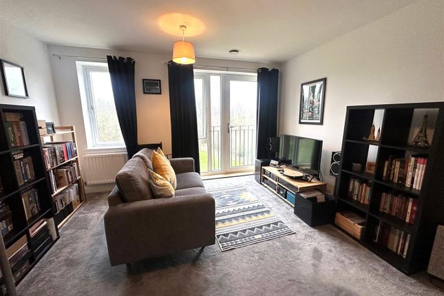 Flat 12, 62, Barnes Wallis Way, St. Albans photo 4