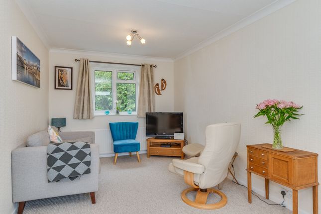 15 Glencroft, Dobbin Hill, Sheffield photo 2