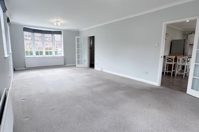 16, Goldwell Drive, Newbury photo 4