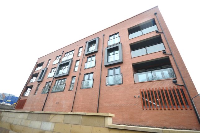 Thumbnail Flat to rent in Park View Avenue, Gateshead