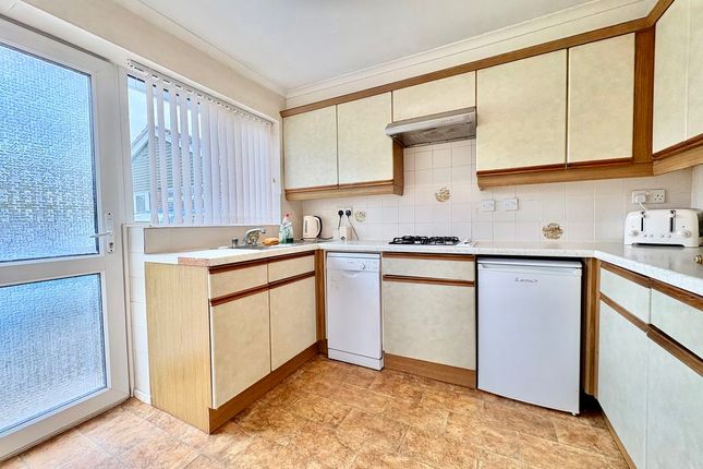 12, Stretton Avenue, Newport photo 2