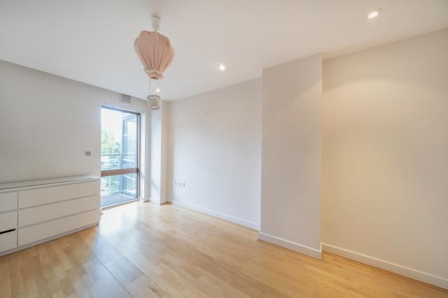 Flat 3.2 Pulse Apartments, 52, Lymington Road, London photo 4