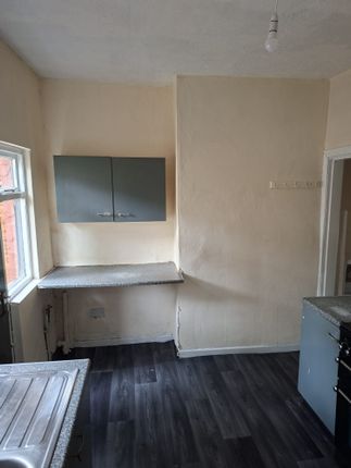 13, Hallworth Road, Manchester photo 5