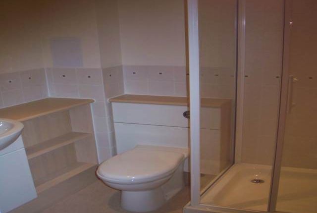 Parkhouse Court, Hatfield Hertfordshre photo 3