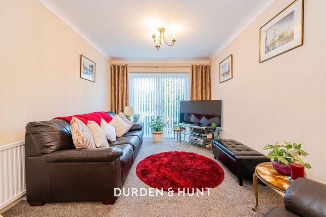 49 Ingreway, Romford photo 2