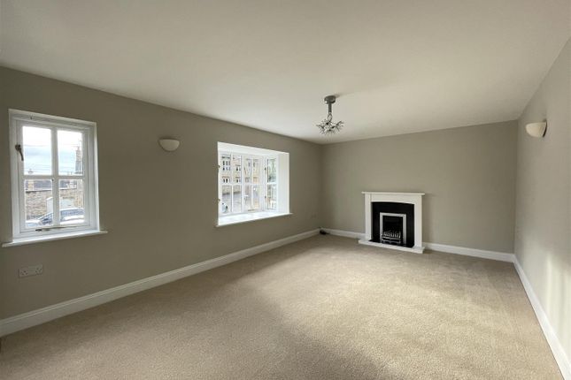 2 Rock Court, Rock Road, Stamford photo 5