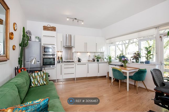 Flat, Downside Crescent, London photo 3