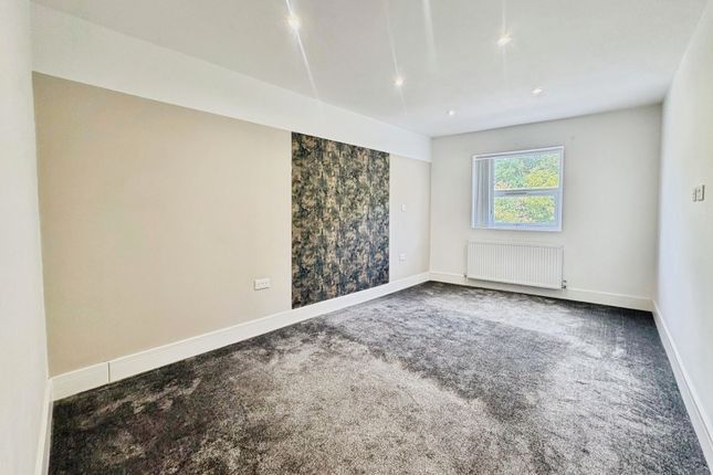 Flat 6, 419, London Road, Camberley photo 4