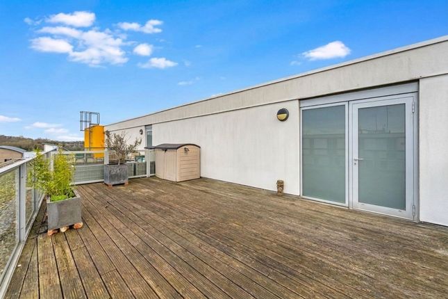 Flat 28, Kinnear Apts Chadwell Lane, London photo 4