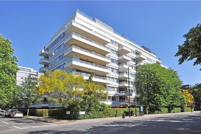 Flat to rent in Imperial Court, St Johns Wood