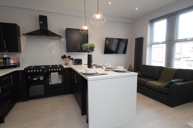 25, Sefton Terrace, Leeds photo 2