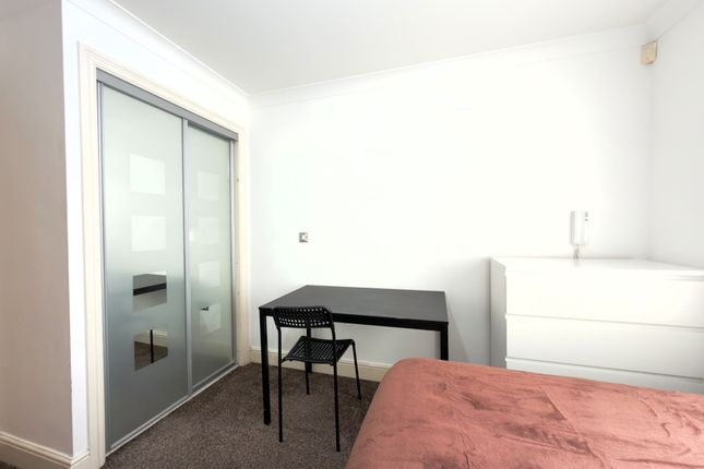 105, Townsend Way, Birmingham photo 2