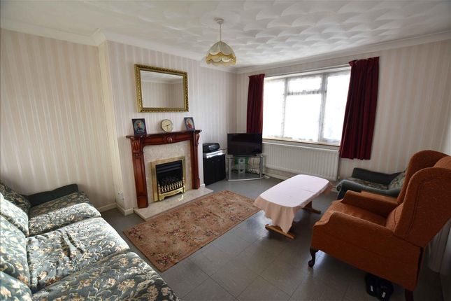 Flat for sale in Uxbridge Road, Feltham