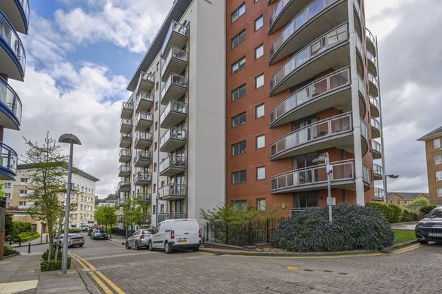 Thumbnail Flat to rent in Galaxy Building E14, Isle Of Dogs, London,