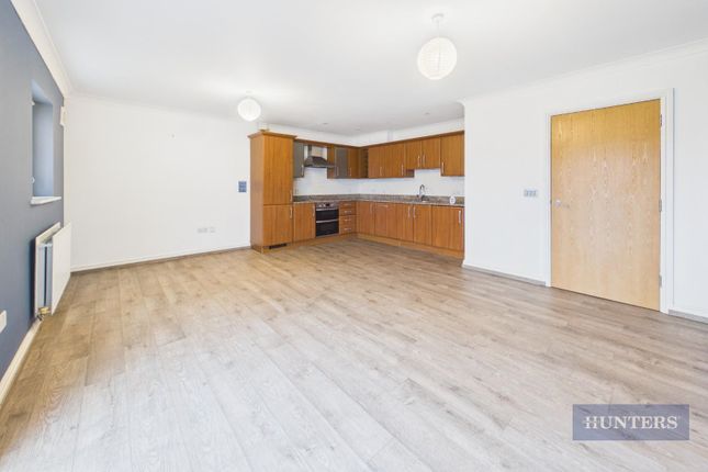 60 Davidson Close photo 2