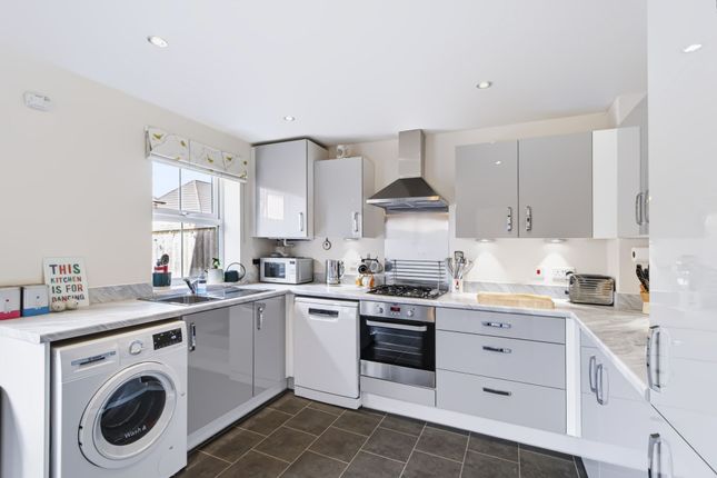 15 Braeburn Drive, Warrington photo 4