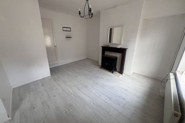 Heap Lane, Bradford photo 5