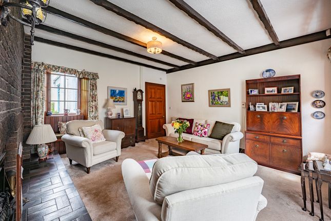 6 Coltpark Lane, Bishopbriggs,, Glasgow photo 4