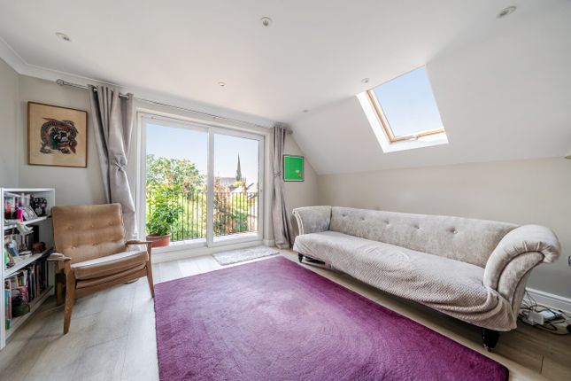 Flat 7, 114A,, Bromley Road, Beckenham photo 2