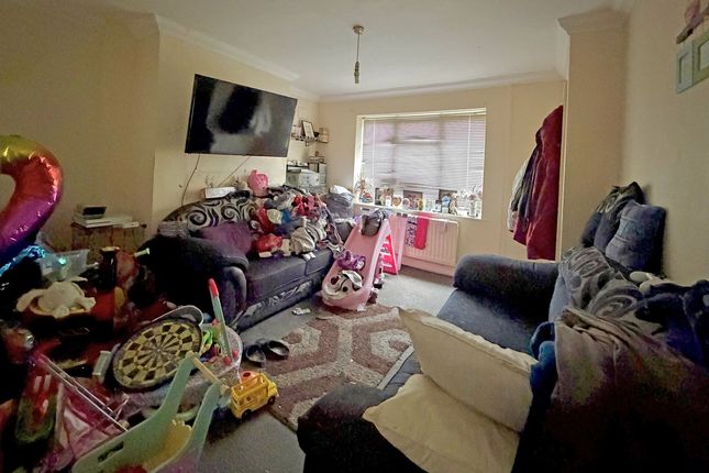 172, Bruce Crescent, Hartlepool photo 4