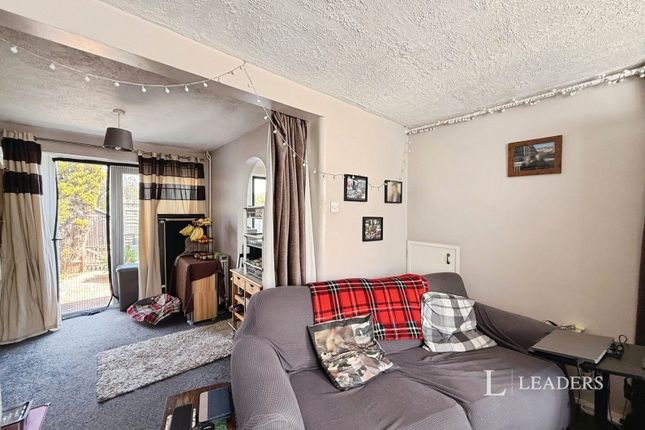 65, Cants Lane, Burgess Hill photo 3