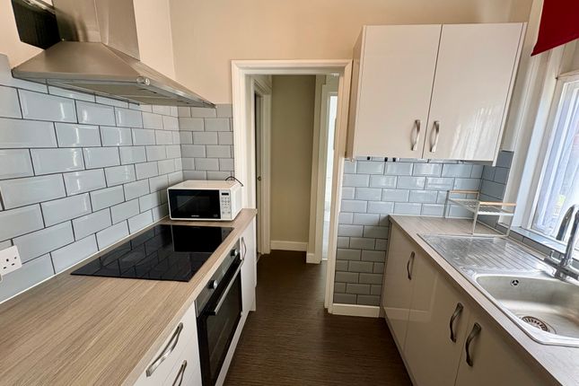 Flat 3, 10, Belmont Road, Southampton photo 5