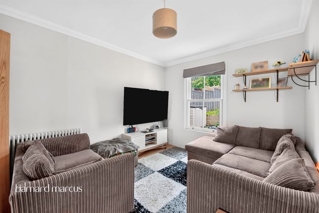 74, Ladbroke Road, Redhill photo 4