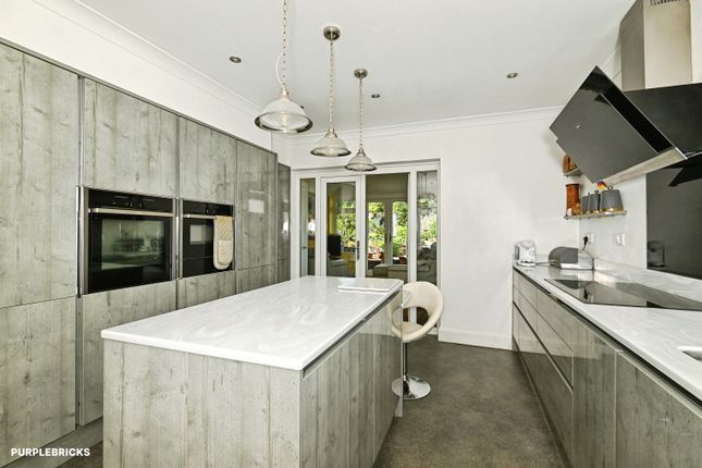 4, Kingsdown Close, Maidstone photo 4