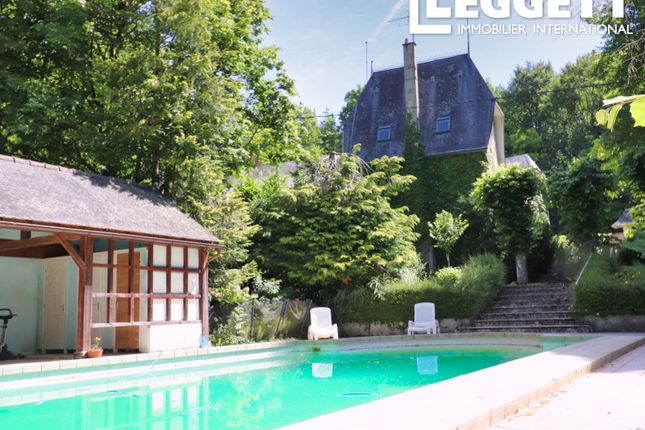 Villa for sale in Vaas, Sarthe, Pays De La Loire