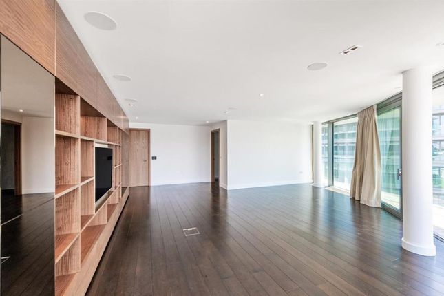 Flat 7 Goldhurst House, Parr's Way, London photo 4