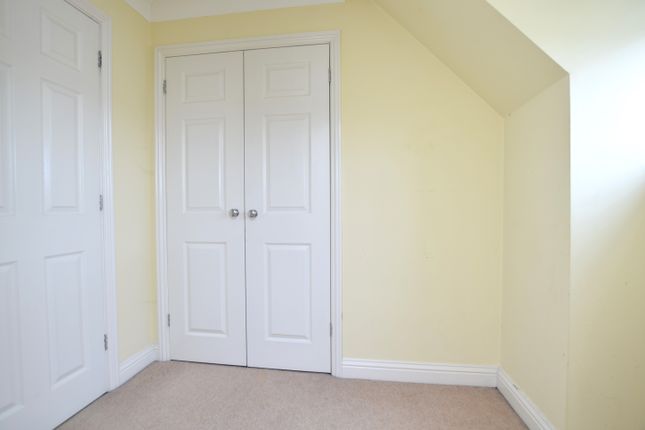 Terraced house for sale in Meadow Rise, Huntingdon