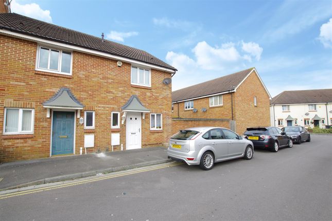 Thumbnail Terraced house to rent in Bilborough Drive, New College, Swindon