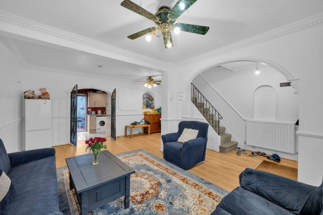 51, Bracondale Road, London photo 3