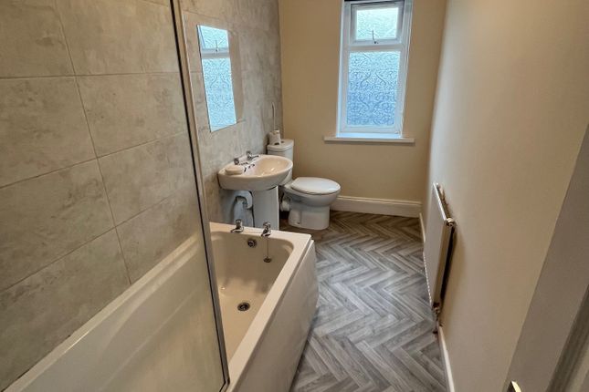 End terrace house to rent in Dockfield Place, Shipley, Bradford